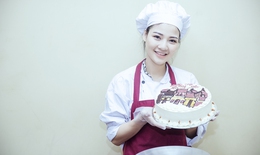Bánh kem độc đáo vẽ Hà Nội của Hoa hậu Trần Thị Quỳnh