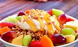 5 lợi ích từ bữa sáng với hoa quả
