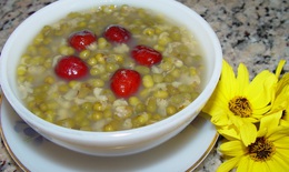 Giải nhiệt ngày nóng bằng dinh dưỡng
