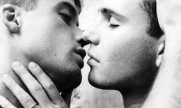 Tiết lộ cực sốc về mối quan hệ đại gia gay yêu vệ sĩ
