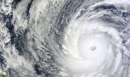 Siêu bão mạnh nhất hành tinh Vongfong sắp ập vào Nhật Bản