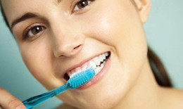 Loạt sai lầm khi đánh răng hầu như ai cũng mắc phải
