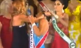 Á hậu Miss Amazon giật vương miện của hoa hậu