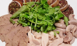 Điều cấm kỵ khi ăn lòng lợn