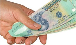 Trả lương chậm quá 15 ngày phải trả thêm tiền
