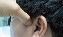 Bấm huyệt trị chứng hoa mắt, chóng mặt