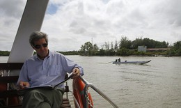 Ngoại trưởng John F. Kerry: Từ Xuồng Cao tốc đến Sông Mekong Bền vững