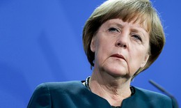 Bà Merkel đau đầu vì tình báo Ðức