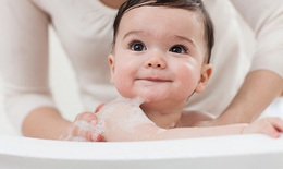 Bé bị rôm sảy - Khi nào cần gặp bác sĩ?