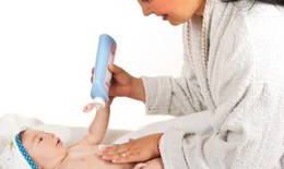 Mẹo phòng và điều trị eczema cho trẻ vào mùa đông