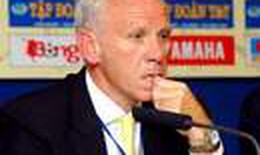 Peter Reid cay đắng khi Việt Nam vô địch AFF Cup