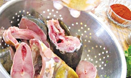 Ăn cá, đậu phộng chống dị ứng ở trẻ