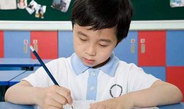 Cong vẹo cột sống ở học sinh: Phòng chống thế nào?