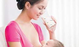 Sữa mẹ g&#243;p phần ph&#242;ng chống thiếu vi chất dinh dưỡng