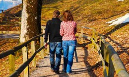 Đi bộ nhanh: Phương pháp trị liệu hiệu quả sau đột quỵ