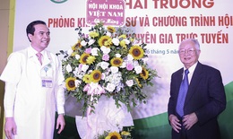 Người bệnh tuyến huyện được giáo sư đầu ngành trực tiếp khám từ xa qua hội chẩn trực tuyến