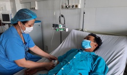 Dùng kỹ thuật ECMO cứu bệnh nhân nhồi máu đứt cơ tim
