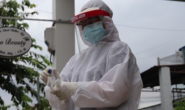 Đi "bắt" virus COVID-19