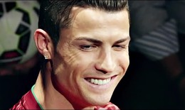 Siêu sao Ronaldo trình diễn thời trang
