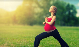 7 động tác yoga giúp bà bầu luôn khỏe mạnh