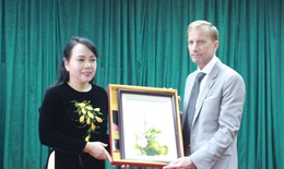 Giám đốc Quỹ Toàn cầu: "Việt Nam, một mô hình khống chế dịch bệnh thành công"