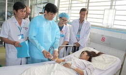 Thứ trưởng Y tế Nguyễn Thanh Long kiểm tra công tác phòng chống dịch tại TP.HCM