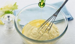 Dưỡng t&#243;c bằng mặt nạ… mayonnaise