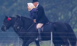 Ở tuổi 92 và 97, Nữ hoàng Anh và phu quân vẫn cưỡi ngựa