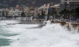2 người chết, 24 người mất tích do lũ lụt ở Pháp và Italy