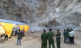 Điều tra nguyên nhân vụ sập mỏ đá ở Hà Nam khiến 4 người chết và bị thương