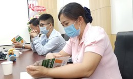 Ch&#224;ng trai sinh vi&#234;n ng&#224;nh Dược cần th&#234;m kinh ph&#237; điều trị bệnh vảy nến