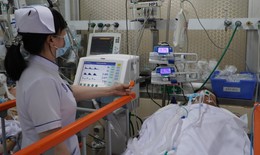 Cứu bệnh nhân dao đâm xuyên ngực đã ngừng tim, ngừng thở