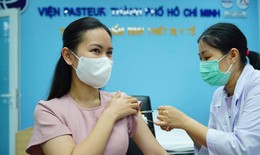 TP.HCM: Hơn 80 ph&#243;ng vi&#234;n đầu ti&#234;n được ti&#234;m vắc xin ph&#242;ng COVID-19