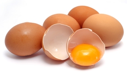 Trứng g&#224;, trứng vịt loại n&#224;o bổ hơn?
