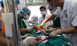 Ngày Thầy thuốc Việt Nam, chợt nhớ một đêm trắng trong bệnh viện