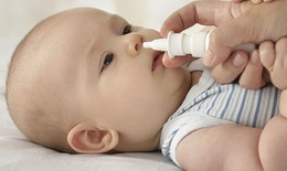 Dùng thuốc thông mũi cho trẻ nhỏ có thể nguy hiểm