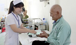 Đối mặt...