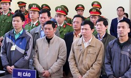 Xét xử vụ tai biến chạy thận tại BVĐK Hòa Bình: Bất ngờ ở phút chót