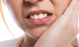 Nhận biết và chữa trị viêm quanh cuống răng