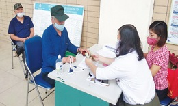 Đồng loạt chi trả hỗ trợ dân, hướng dẫn vay vốn trả lương người lao động
