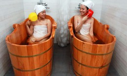 Đông y bàn về xông hơi và tắm thuốc