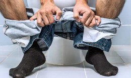 Uống trà và cà phê buổi sáng có giúp giảm táo bón?