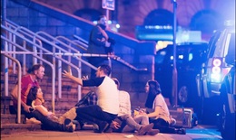 Chấn động vụ đ&#225;nh bom khủng bố ở Manchester