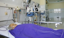 Quảng Ninh: Nội soi ngược d&#242;ng đặt stent đường mật cho bệnh nh&#226;n 90 tuổi