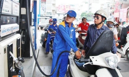 Từ 15h00 hôm nay giá xăng tăng, lên 11.520 đồng/lít