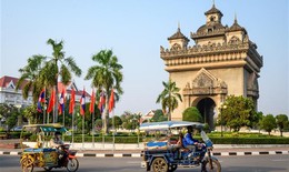 Tạo điều kiện cho công dân Việt Nam tại Lào có nguyện vọng về nước
