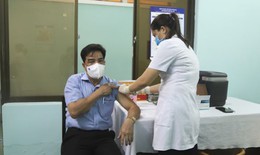Một vài lưu ý khi tiêm vắc xin phòng COVID-19