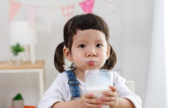 Một số lưu &#253; gi&#250;p bổ sung sữa an to&#224;n v&#224; hiệu quả cho trẻ