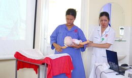 Bệnh viện Việt Nam Thụy Điển Uông Bí tổ chức lớp học tiền sản cho thai phụ