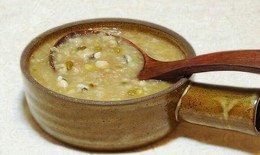 Mùa hè ăn gì để chống nóng và phòng bệnh